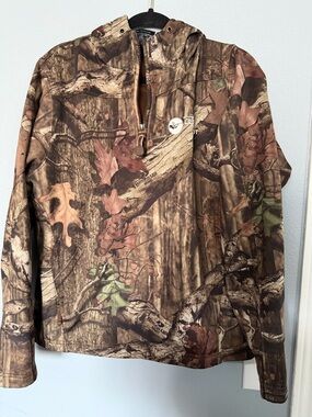 White BearCamo Pullover Hoodie in Brown and Green